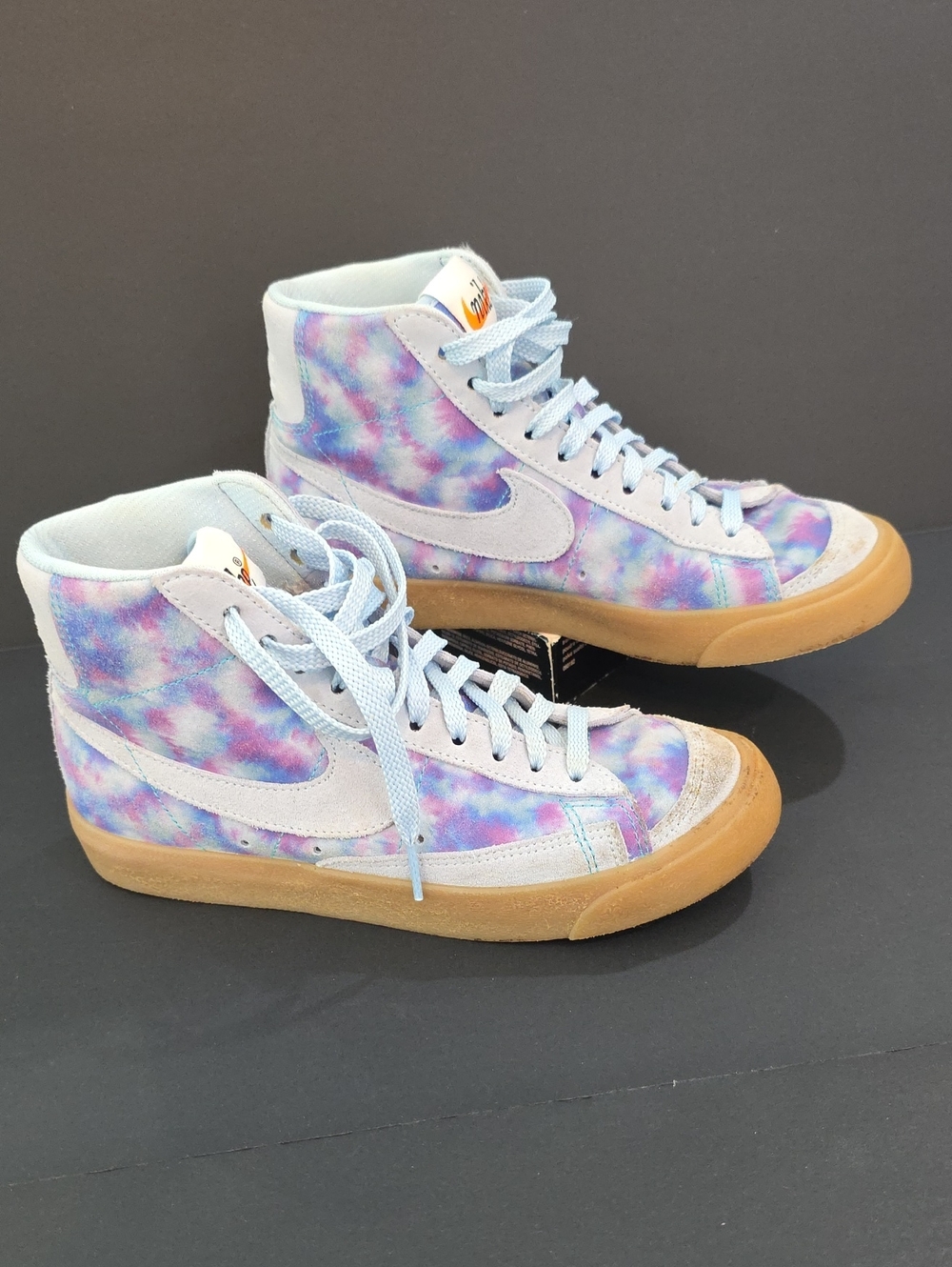 Nike Blazer '77 Mid Women's High-Top in Pastel Blue, Purple, and Pink Size 6